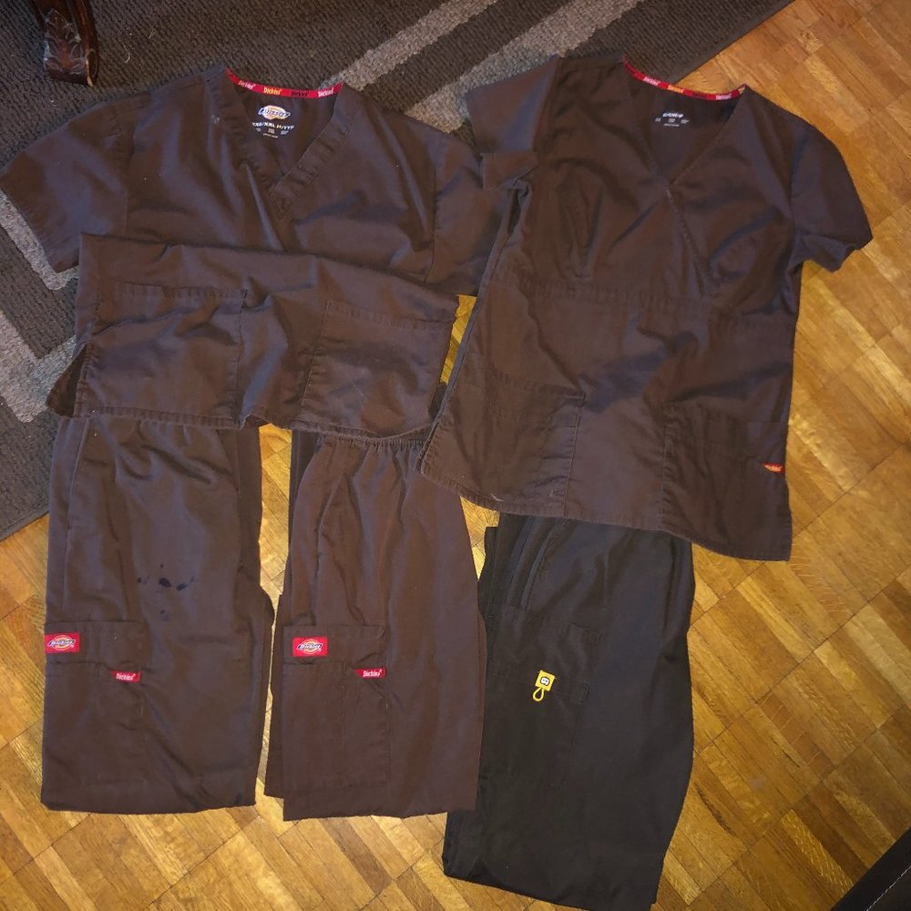 Dickies brown scrubs